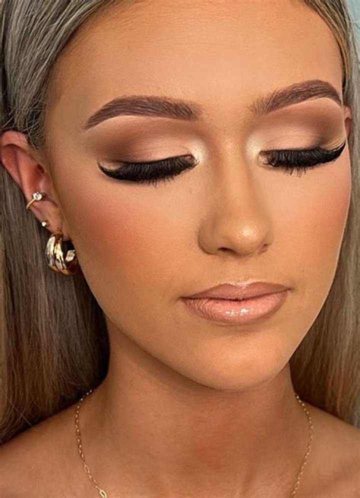 Ultimate Prom Makeup Inspo: 50 Stunning Looks for Your Big Night